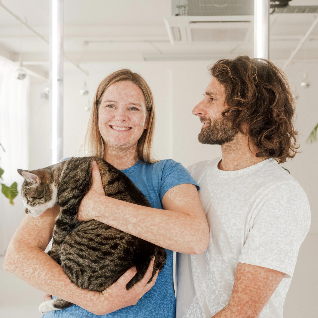 Couple and pet cat in 3D scanner